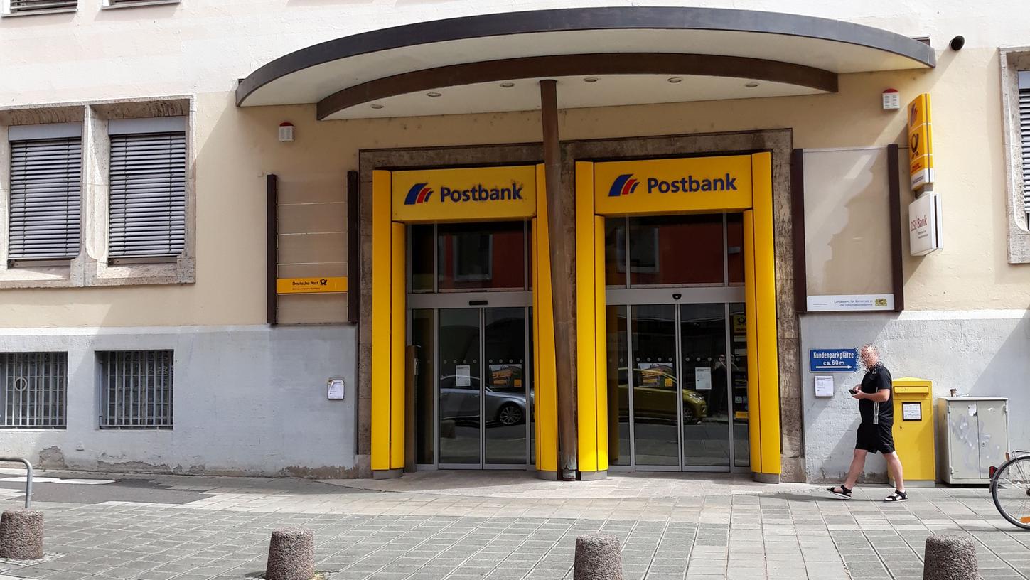 Die Filiale der Postbank in der Keßlerstraße 1 in Wöhrd steht den Kunden derzeit nicht zur Verfügung. Die Filiale der Postbank in der Keßlerstraße 1 in Wöhrd steht den Kunden derzeit nicht zur Verfügung.