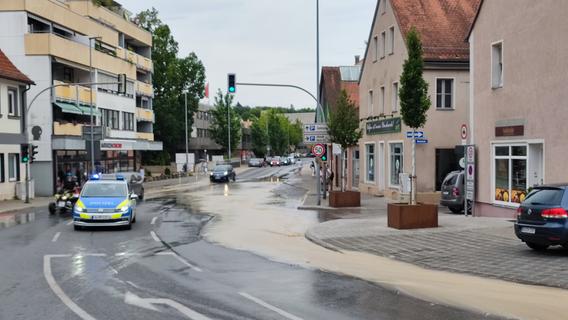Amtliche Warnung in Schwabach: Wegen beschädigter Hauptleitung musste Wasser gespart werden