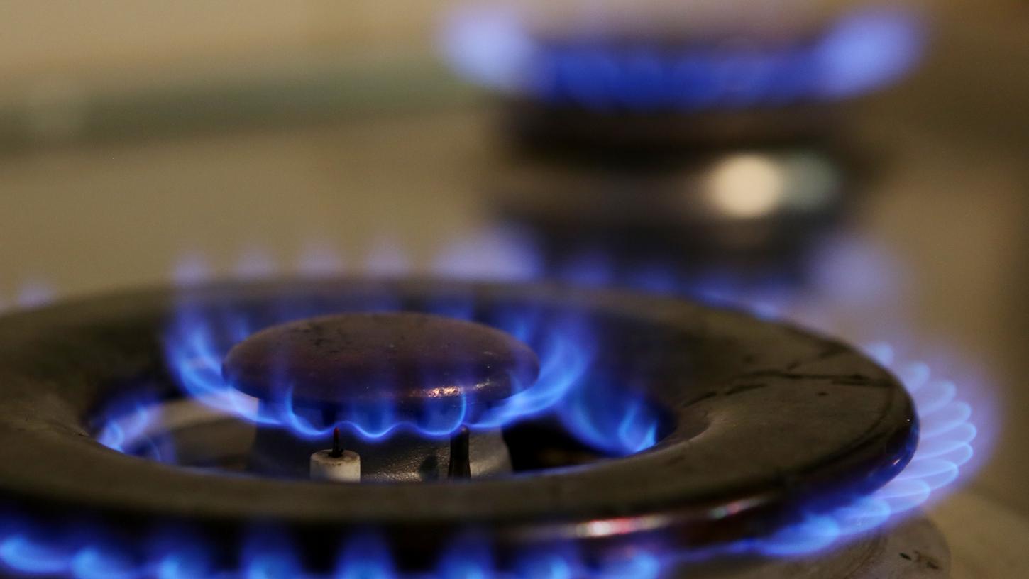 Wer mit Gas heizt und kocht, kann etwas aufatmen: Die Stadtwerke Gunzenhausen geben sinkende Einkaufspreise an ihre Kunden weiter. Wer mit Gas heizt und kocht, kann etwas aufatmen: Die Stadtwerke Gunzenhausen geben sinkende Einkaufspreise an ihre Kunden weiter.
