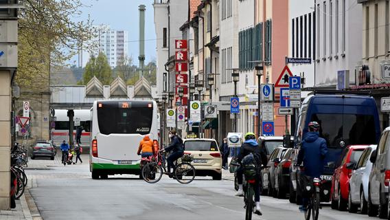 Letzte Hürde ist genommen: Nun kann der kostenlose Busverkehr in der Innenstadt von Erlangen kommen