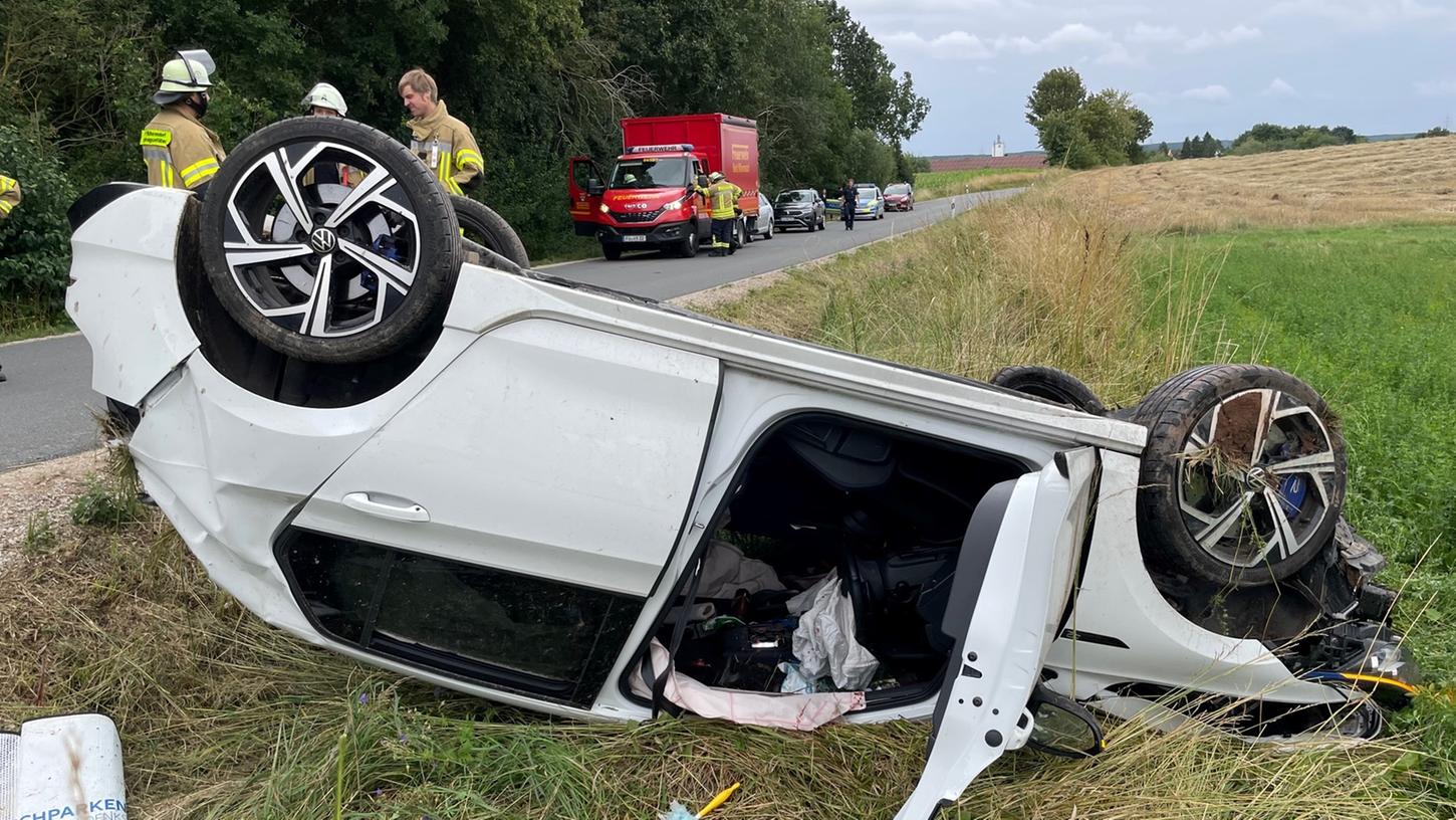 Bei einer Atemalkoholkontrolle stellten die Einsatzkräfte fest, dass der Mann mutmaßlich stark alkoholisiert war.