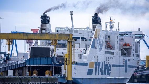 Reedereien sehen kaum Gefahr durch E-Autos auf ihren Fähren