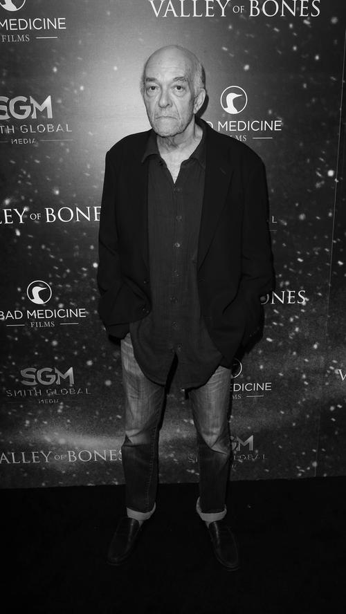 Der amerikanische Schauspieler Mark Margolis, unter anderem aus den Serien "Breaking Bad" und "Better Caul Saul" bekannt, ist am Donnerstag nach kurzer Krankheit mit 83 Jahren in einem New Yorker Krankenhaus gestorben. Der amerikanische Schauspieler Mark Margolis, unter anderem aus den Serien "Breaking Bad" und "Better Caul Saul" bekannt, ist am Donnerstag nach kurzer Krankheit mit 83 Jahren in einem New Yorker Krankenhaus gestorben.