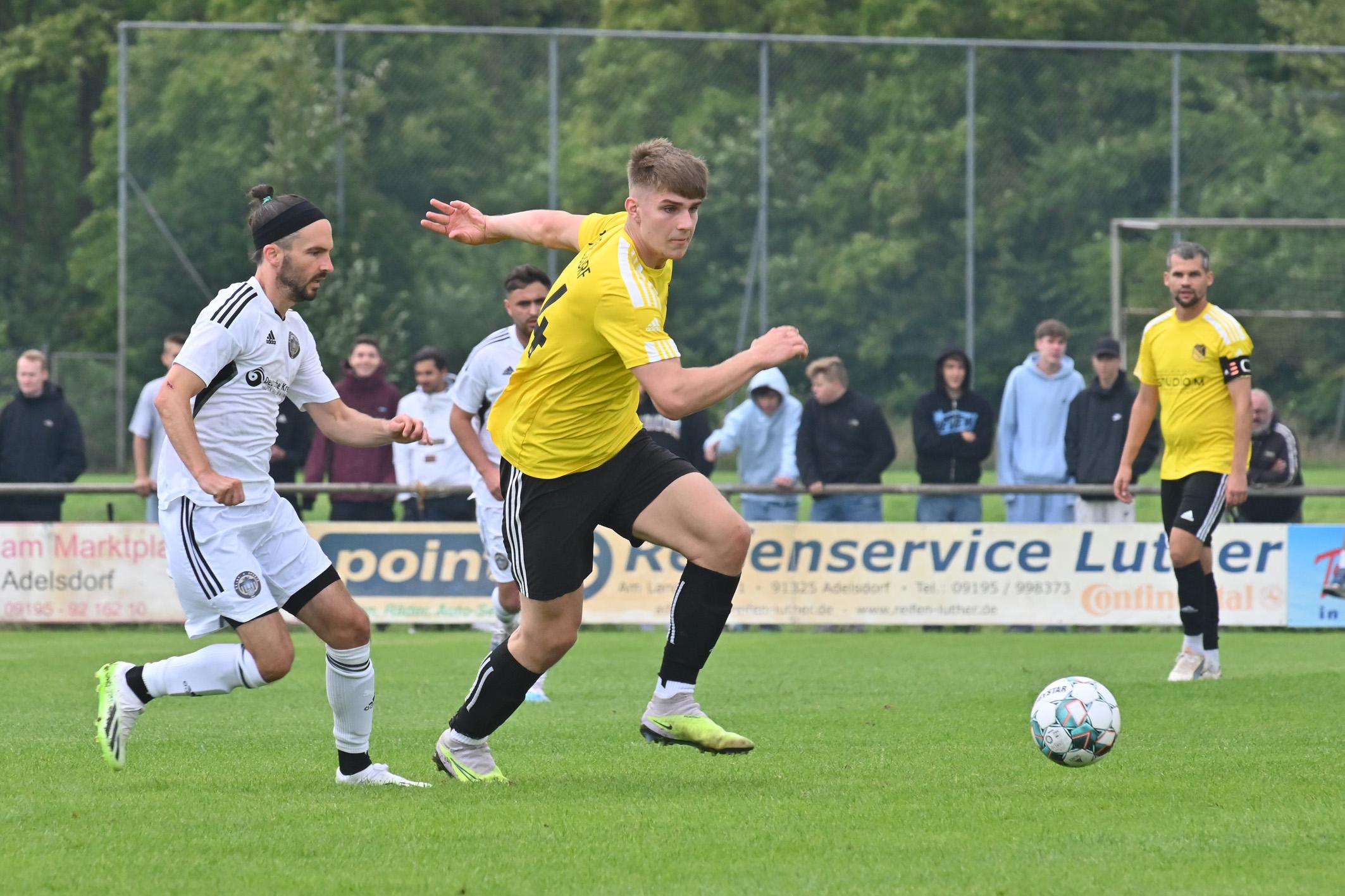 Mehr Follower als zwei Bundesligateams: Influencer-Fußballspektakel in ...