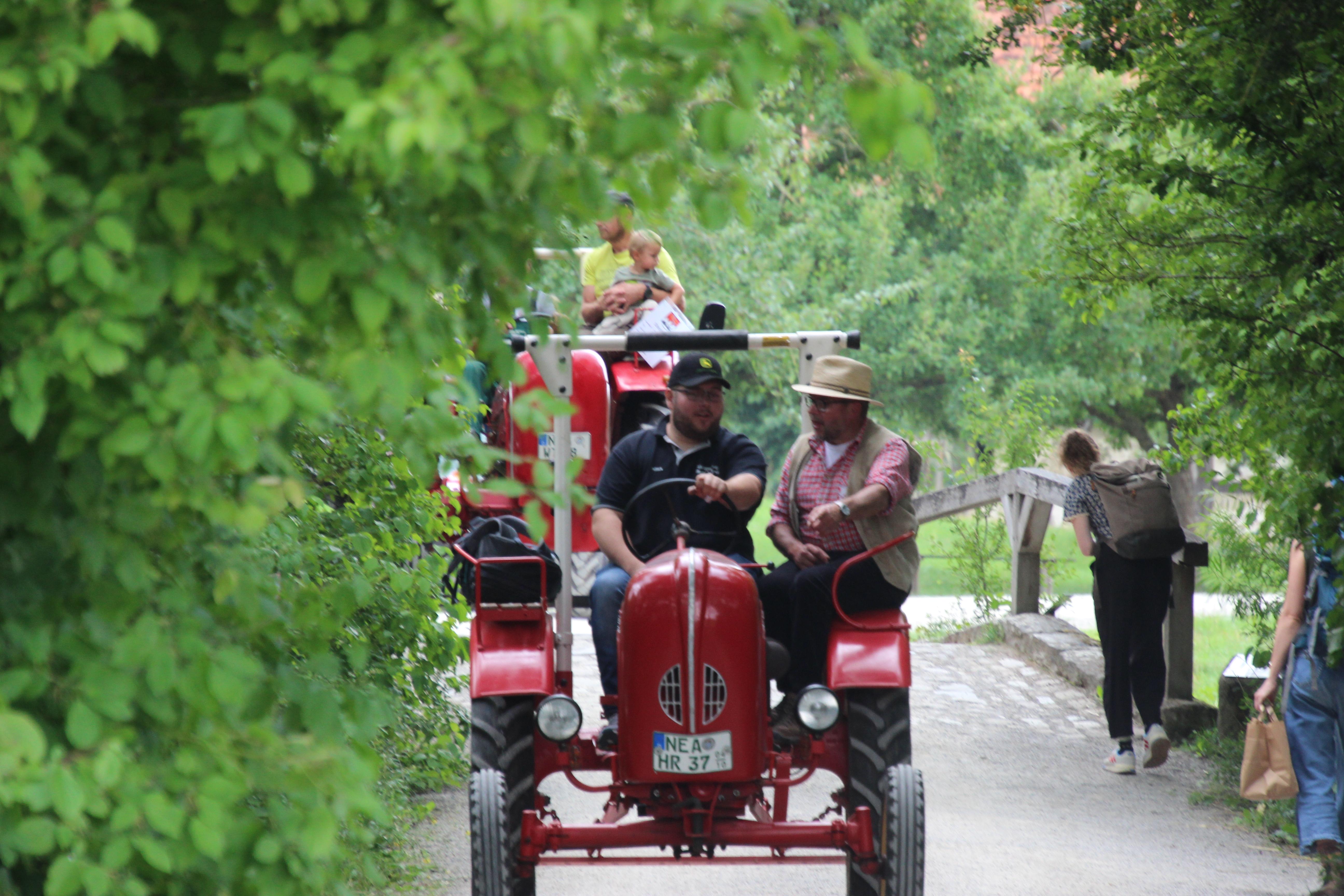 Reinhold Werner lobte einmal mehr die tolle Zusammenarbeit zwischen den Schlepperfreunden und dem Freilandmuseum. 