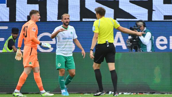 Boss Rachide SpVgg Greuther Fürth: Das sagt Boss Rachid Azzouzi nach Elfmeterpfiff ...
