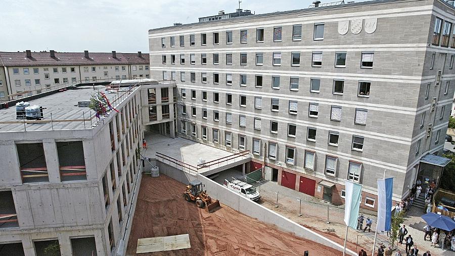 Richtfest beim Neubau des Finanzamts Richtfest beim Neubau des Finanzamts