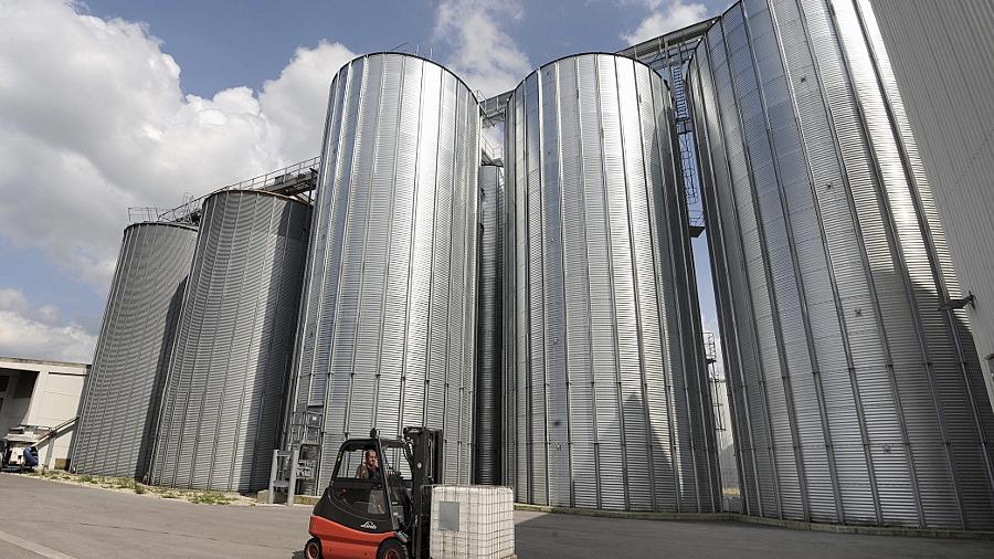 Dietfurter Hafen für Bauern das Tor zur Welt