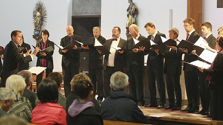 Besonderer Kunstgenuss kommt der neuen Orgel zugute Besonderer Kunstgenuss kommt der neuen Orgel zugute