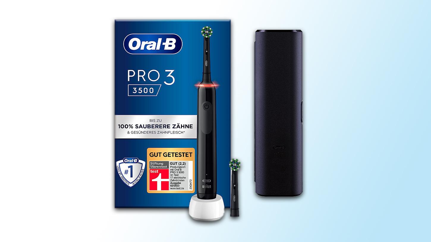 Die Oral-B Pro 3 3500 elektrische Zahnbürste in Schwarz kommt inklusive zwei Aufsteckbürsten und einem praktischen Reiseetui für den Urlaub. Die Oral-B Pro 3 3500 elektrische Zahnbürste in Schwarz kommt inklusive zwei Aufsteckbürsten und einem praktischen Reiseetui für den Urlaub.