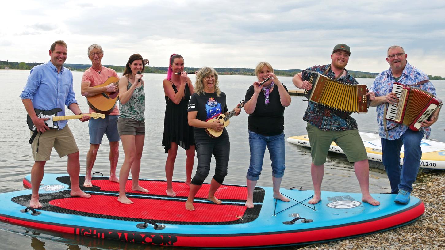 Sie sind schon heiß auf das Altmühlsee-Festival: Die Pächterinnen und Pächter sowie Verantwortliche des Zweckverbands Altmühlsee. Sie sind schon heiß auf das Altmühlsee-Festival: Die Pächterinnen und Pächter sowie Verantwortliche des Zweckverbands Altmühlsee.