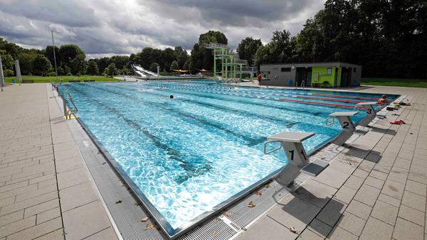 Schlechtes Wetter macht die Bäder leer.