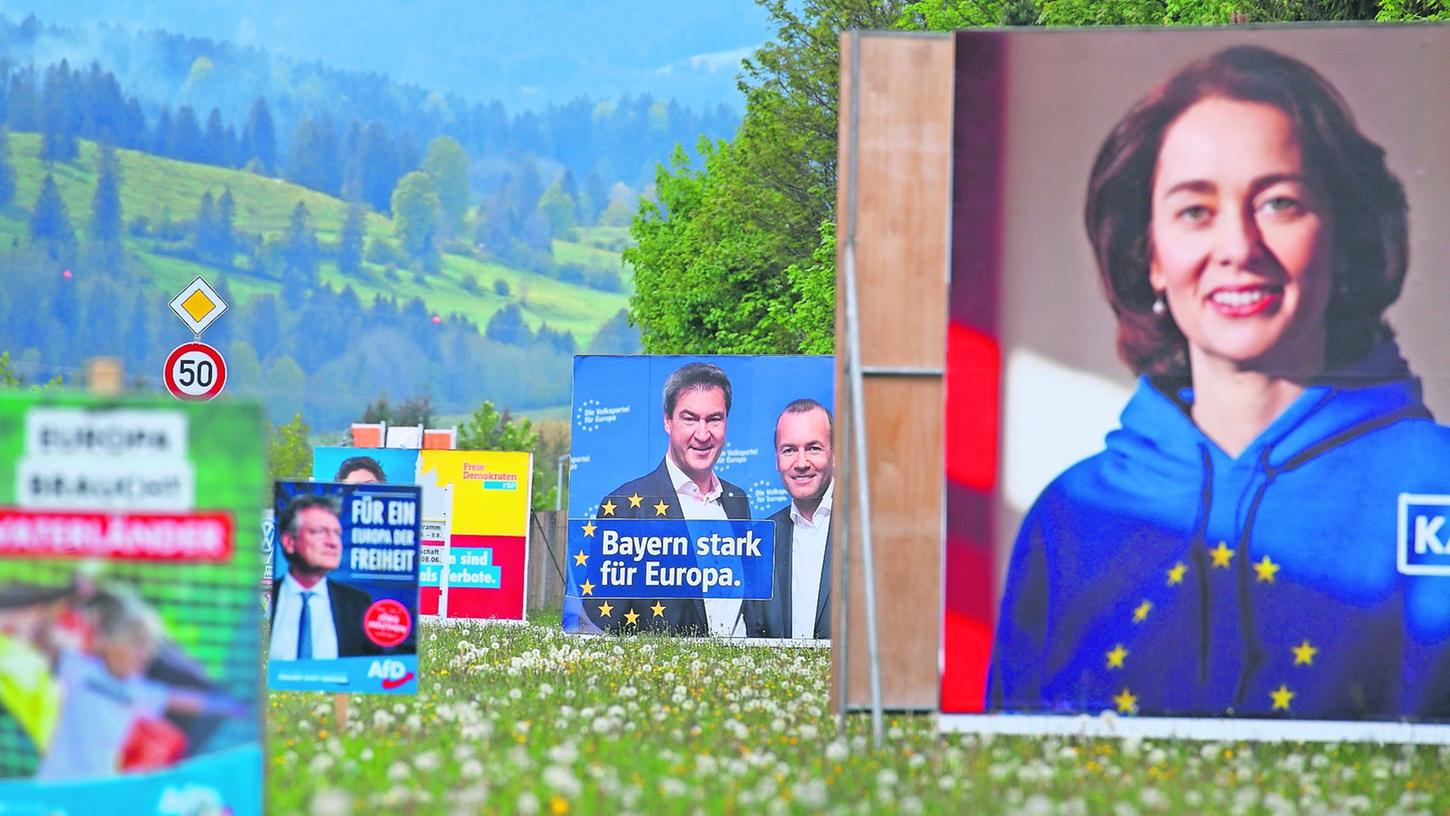 Noch ist die Landtagswahl im Oktober kaum ein großes Thema. Viele Parteien  warten den 28. August ab. Dann dürfen auch Plakate hängen - wie hier zur  Europawahl (Symbolbild).