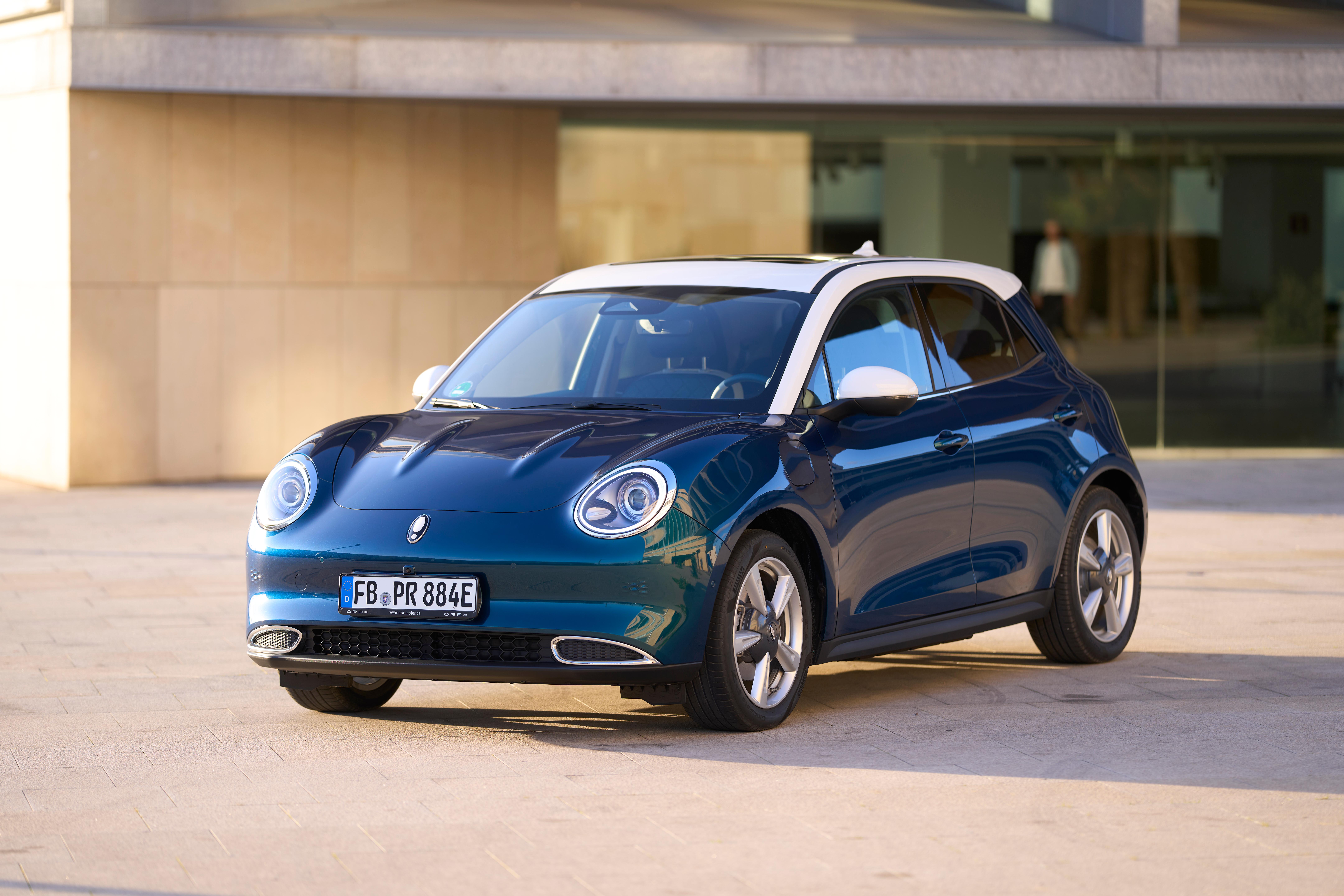 Mit dem größeren Akku erfolgt der Einstieg ab dem Modell "400 Pro" und 44.490 Euro.