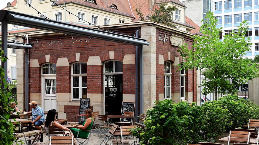 Abschied steht bevor: Inhaberin des "Café Portier" in Fürth wagt einen Neuanfang