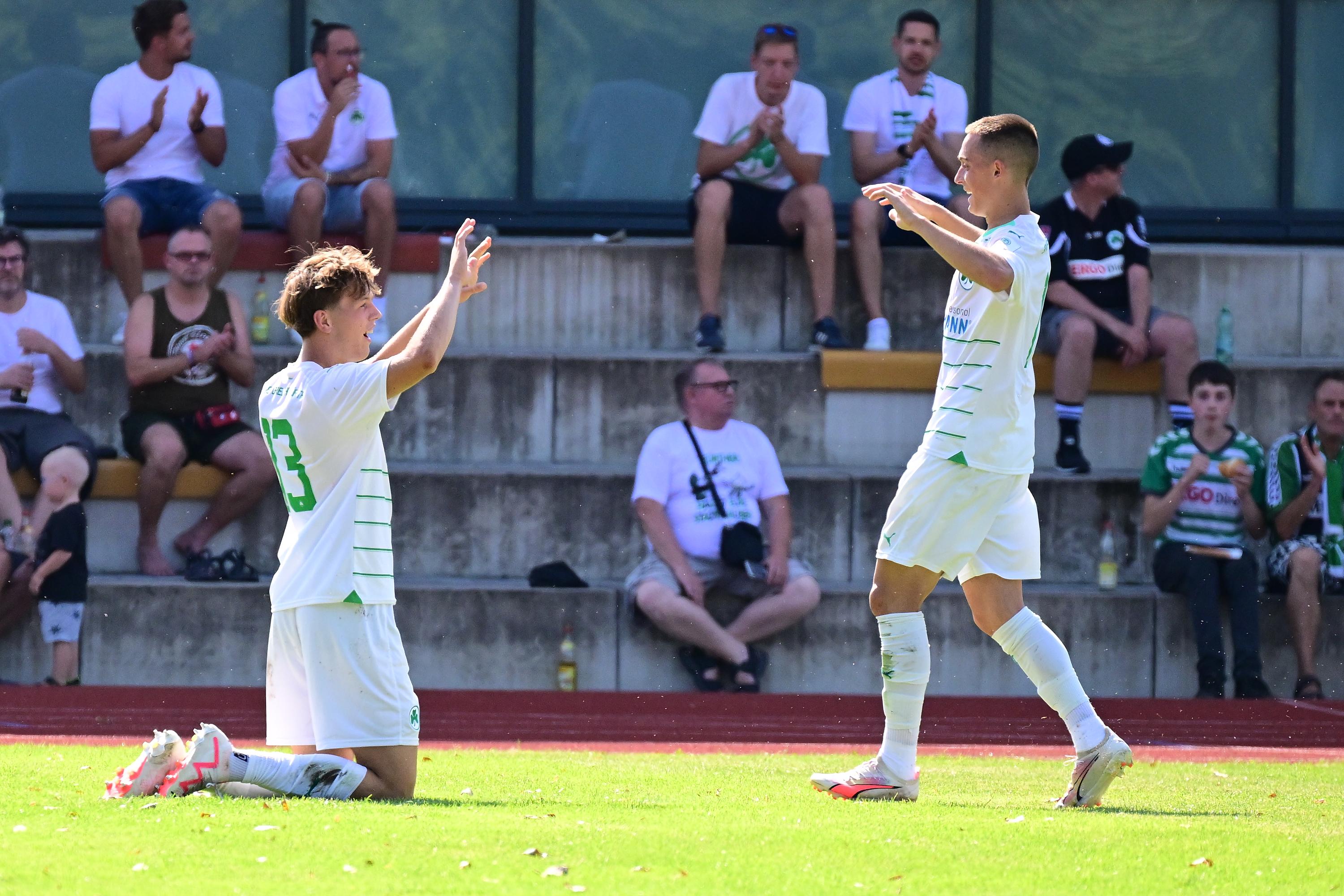 SpVgg Greuther Fürth gewinnt zweimal Was die U19 in der Bundesliga so
