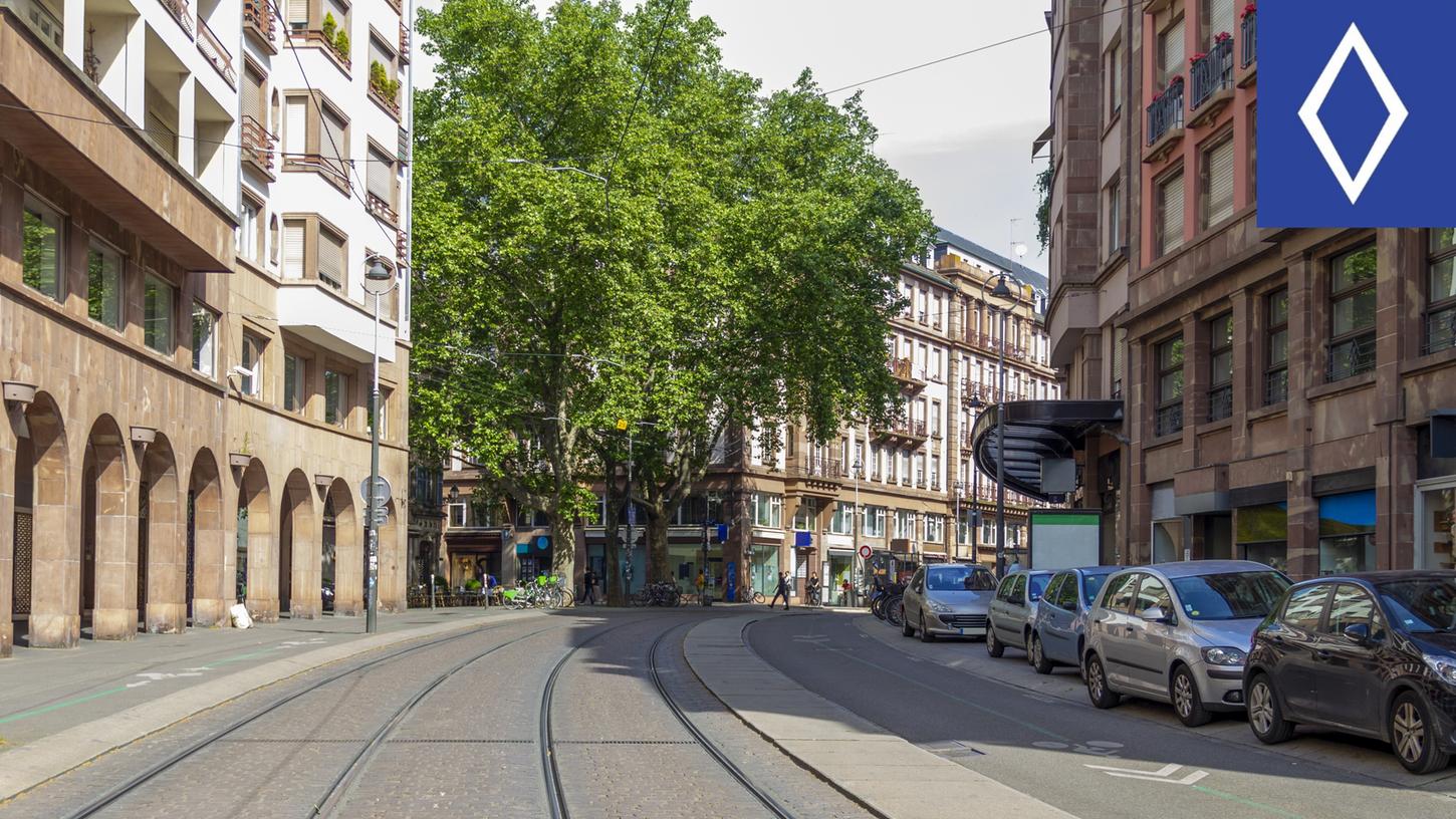 Wem durch Straßburg fährt, dem soll bereits die weiße Raute auf blauem Untergrund aufgefallen sein (Symbolbild). Wem durch Straßburg fährt, dem soll bereits die weiße Raute auf blauem Untergrund aufgefallen sein (Symbolbild).