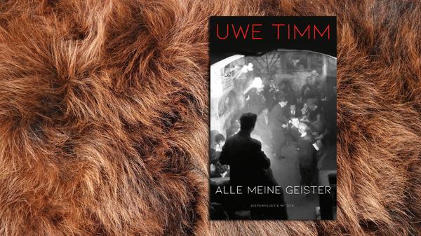 Der Grandseigneur der deutschsprachigen Gegenwartsliteratur bereichert den Bücherherbst mit einem Blick zurück auf seine frühen Jahre: Uwe Timm, inzwischen 83, erzählt im autobiografischen Roman "Alle meine Geister" von seiner Lehre als Kürschner und von den Herausforderungen, als er nach dem plötzlichen Tod seines Vaters dessen Pelzgeschäft übernehmen musste. Aber auch Timms Leseerlebnisse als junger Mann sind Thema dieses Buchs, das im melancholischen Grundton zudem ein Stück Nachkriegsgeschichte erzählt. (Kiepenheuer & Witsch, 25 Euro) Marco Puschner
