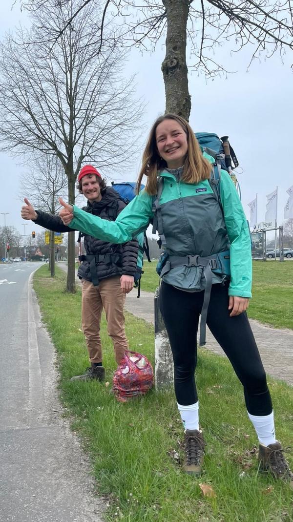 Das war beim Lostrampen in Erlangen: Pauline und Ole im April 2023. Das ganze Interview zu dieser Bildergalerie lesen sie auf NN.de.