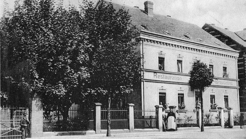 Eine Schwabacher Institution: Das Gasthaus mit Biergarten "Brausebad" im Jahr 1925. 