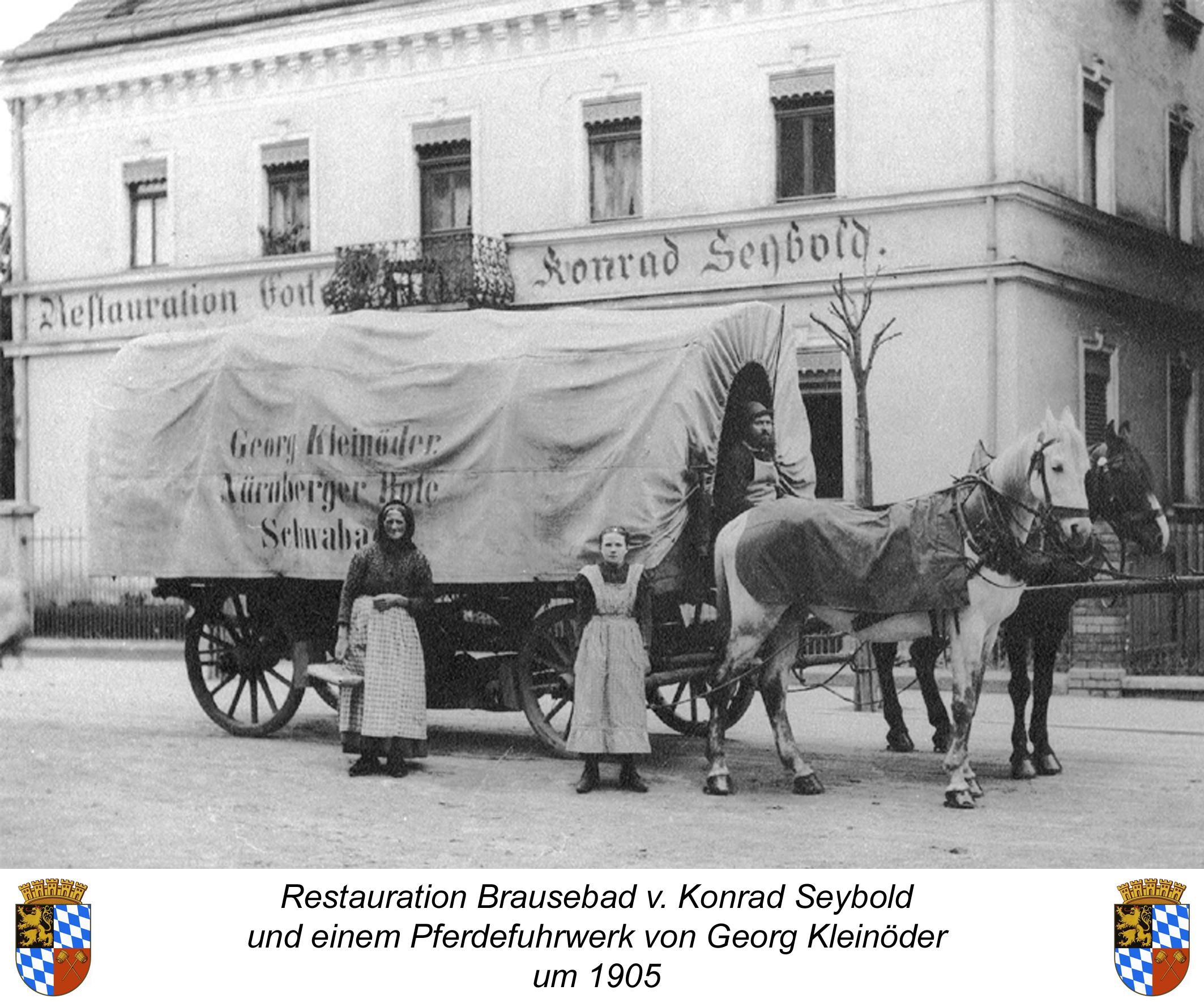 Die Schwabacher "Restauration Brausebad" um 1905. Das "Brausebad" war Jahrzehnte lang ein wichtiger Treffpunkt für viele Schwabacher. Drei Generationen der Wirtshausfamilie Seybold (Spitzname "Raddl") sorgten für Gemütlichkeit und kannten jeden Klatsch. Davor hält auf der historischen Aufnahme ein Pferdefuhrwerk von Georg Kleinöder.