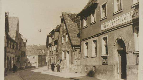 In der Schwabacher Friedrichstraße 22 war ab den 1920er Jahren das "Bank Kino" zuhause. Rund 60 Jahre später nahm das "Lichtspielhaus" diese Tradition wieder auf. Doch seit 2002 ist auch das Geschichte. Daran änderte auch eine kurze Episode 2014 nichts.