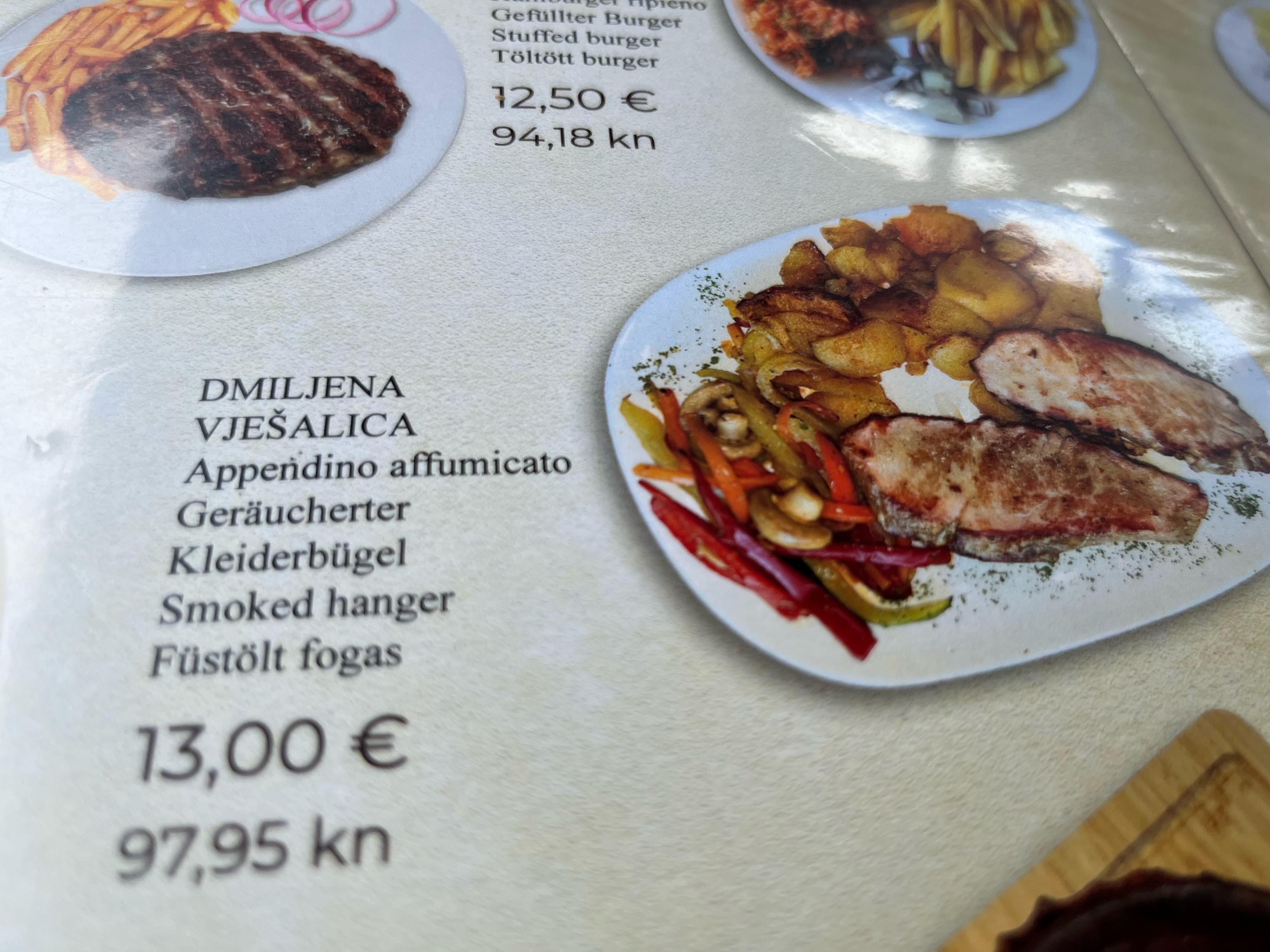 Gesehen in einem Lokal in der Nähe von Zadar (Kroatien) von Horst Maußner aus Nürnberg. Alle Bilder der letzten Jahre unserer lustigen Deutschübersetzungen finden Sie hier.