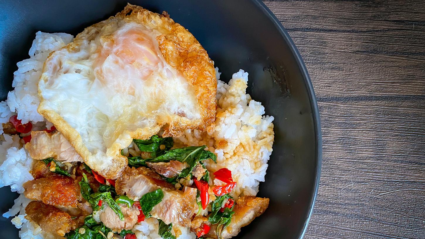 Gebratene Speisen sind das Steckenpferd des neuen Restaurants Stir fry in Nürnberg-Gostenhof. Gebratene Speisen sind das Steckenpferd des neuen Restaurants Stir fry in Nürnberg-Gostenhof.