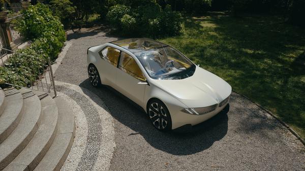 Im Mittelpunkt des BMW-Auftritts steht aber die elektrische "Neue Klasse".