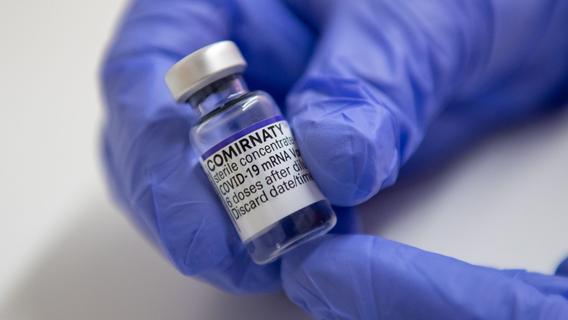 Apothekensprecher klärt auf: Der neue Corona-Impfstoff - Was gut und was schlecht daran ist