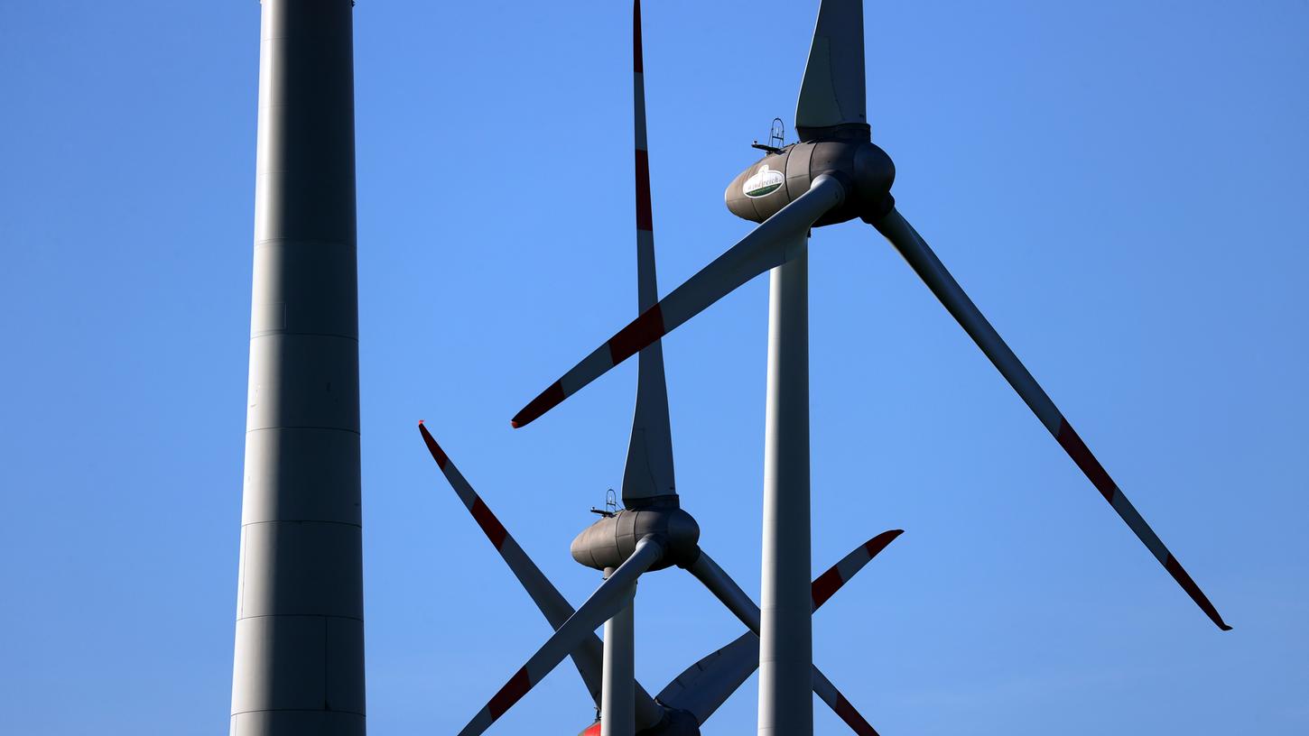 Ziel der Bürgerenergie Seebachgrund GmbH & Co. KG ist nach eigenen Angaben unter anderem die Planung und Entwicklung von Windkraftanlagen. Ziel der Bürgerenergie Seebachgrund GmbH & Co. KG ist nach eigenen Angaben unter anderem die Planung und Entwicklung von Windkraftanlagen.