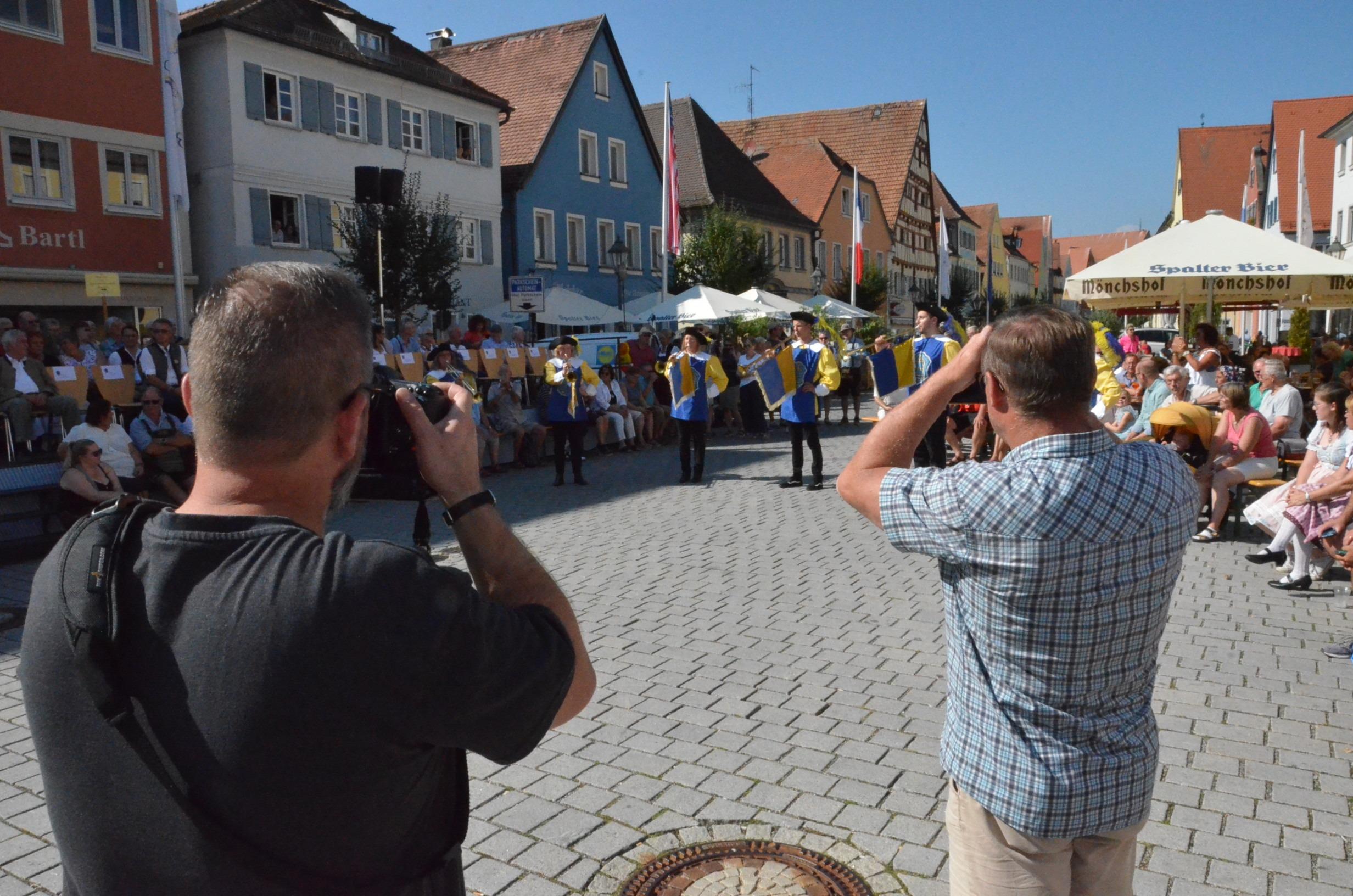 endlich-wieder-kirchweih-so-sch-n-war-das-erste-festwochenende-in