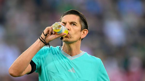 Wenn der Musiala anzieht und dir auf 80 Meter 60 bis 70 abnimmt, denkst du anders über dein Leben nach. (Bundesliga-Schiedsrichter Deniz Aytekin)