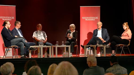 Steile Thesen - fairer Umgang: So lief die Podiumsdiskussion zur Südumgehung für Niederndorf