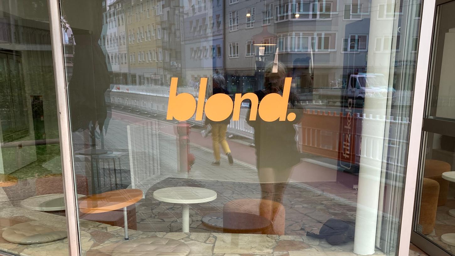 Das neue Café in der Nürnberger Südstadt. Das neue Café in der Nürnberger Südstadt.