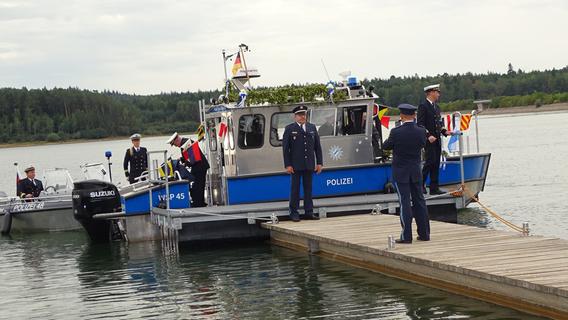 Wärmebildkamera und 300 PS: Auf dem Großen Brombachsee ist ein neues Polizeiboot unterwegs