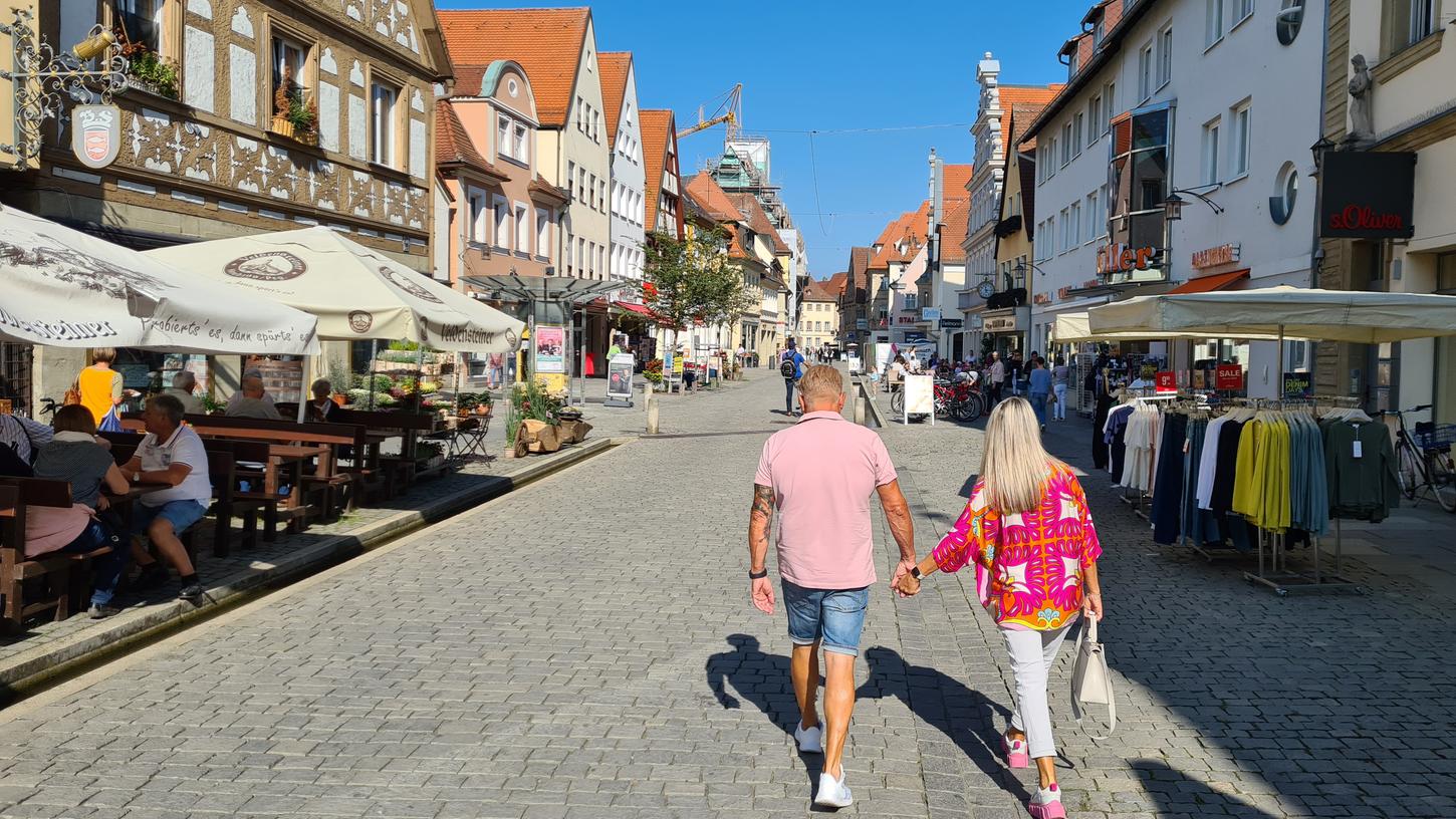 Die Forchheimer Innenstadt stärken, Leerstände bekämpfen, Baustellen koordinieren: Das und mehr soll ein(e) neue(r) Citymanager(in) leisten. Die Forchheimer Innenstadt stärken, Leerstände bekämpfen, Baustellen koordinieren: Das und mehr soll ein(e) neue(r) Citymanager(in) leisten.