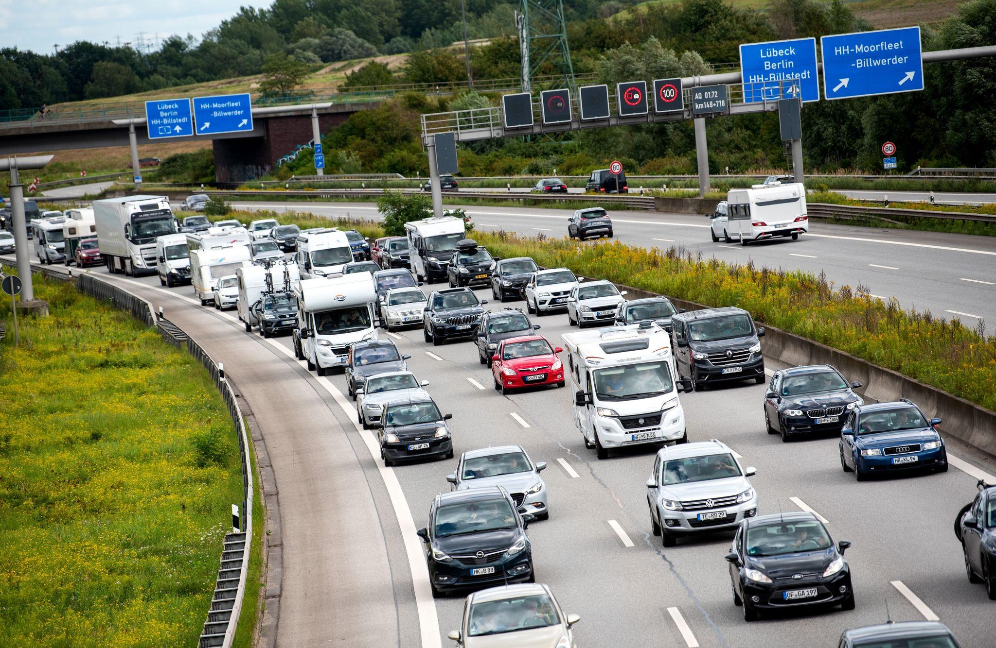 ADAC: Deutlich Mehr Und Länger Staus