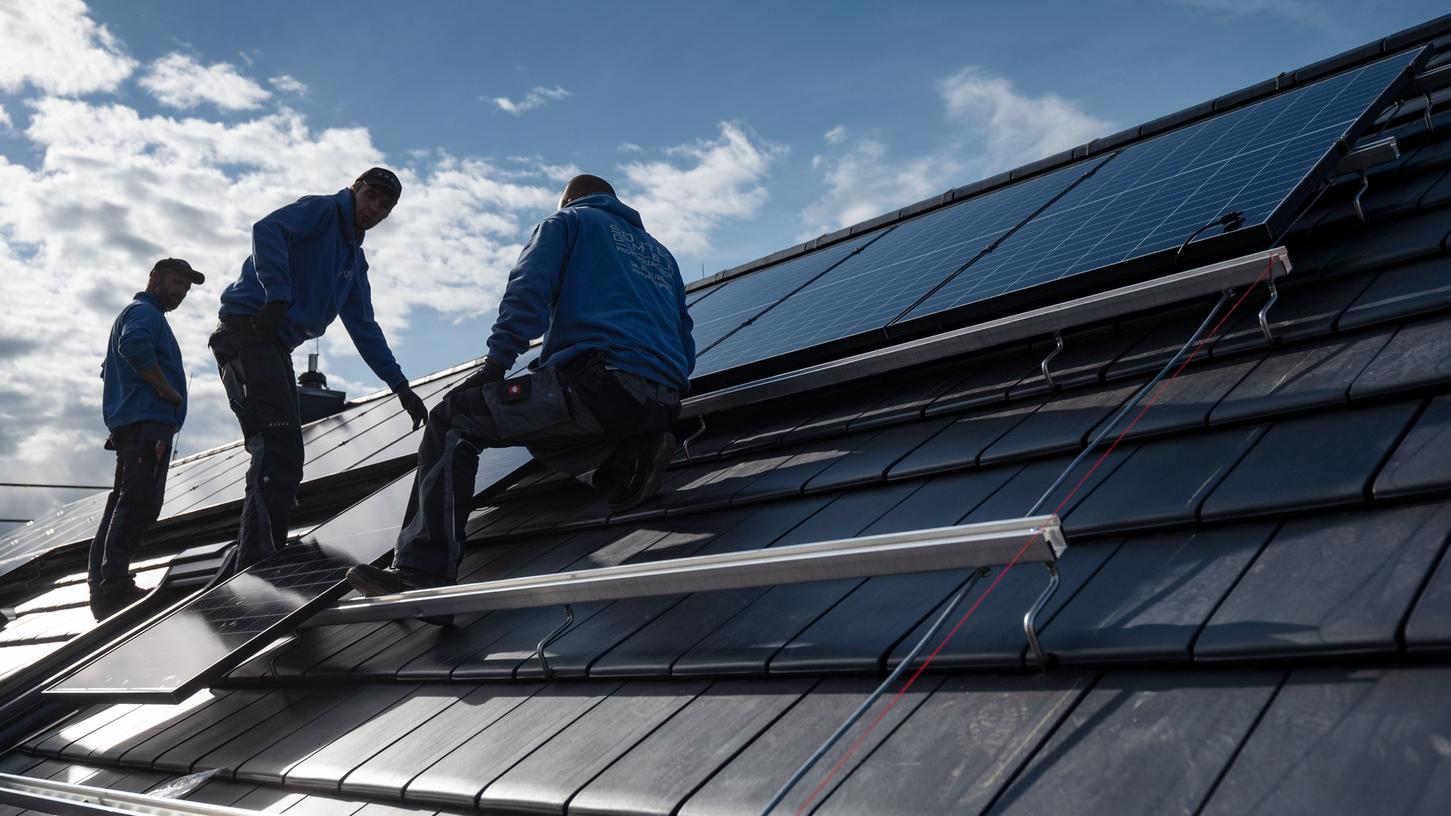 Photovoltaik-Anlagen auf Neubauten spielen bei den Klimazielen der Bundesregierung eine große Rolle - in Nürnberg ist hier noch "Luft nach oben".