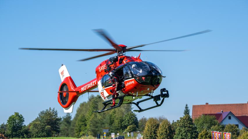 Stundenlang war der DRF-Hubschrauber über Pottenstein im Einsatz. Stundenlang war der DRF-Hubschrauber über Pottenstein im Einsatz.