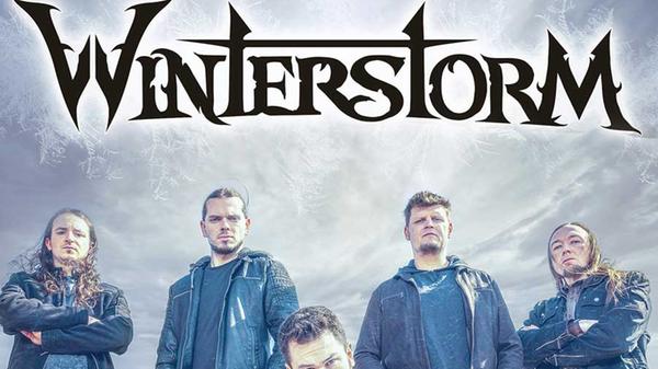 Mit Power Metal hält es die Bayreuther Band Winterstorm. Am Sonntag gibt die Truppe ein Gastspiel im Nürnberger Hirsch. Beginn: 20 Uhr.