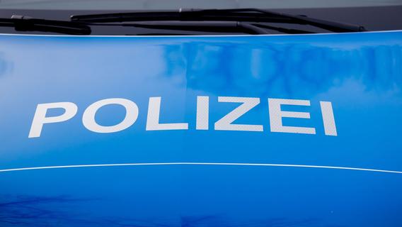 Fahndungserfolg: Polizei Höchstadt nimmt Sexualstraftäter und Betrüger in Hemhofen fest