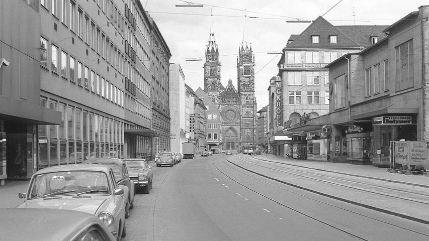 So sah es 1972 in der Karolinenstraße an einem Samstagnachmittag im Mai aus. Leer war es dort nur, weil gleichzeitig die deutsche Fußballnationalmannschaft spielte.