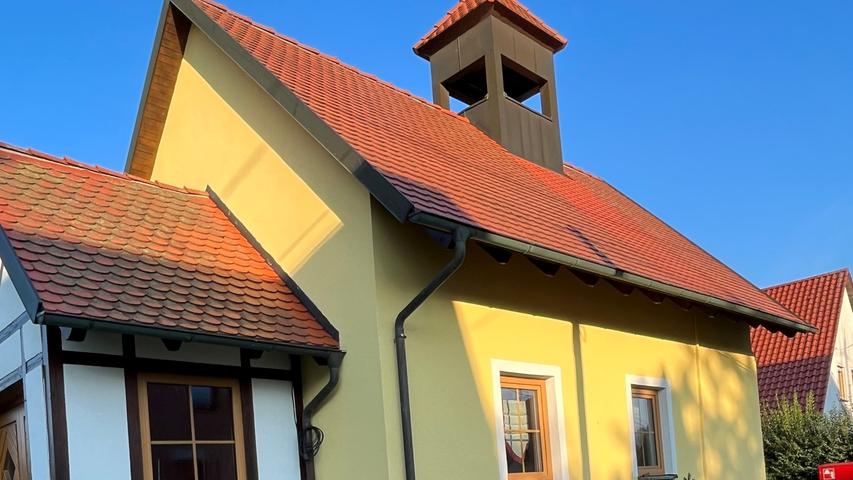 Die Dorfgemeinschaft Ottenberg hat dieses Jahr für neue Fenster im Glockenturm eine Förderung über das Regionalbudget der Frankenpfalz erhalten. Dafür war es jedoch notwendig, dass die Dorfgemeinschaft ein eingetragener Verein wird. Die Dorfgemeinschaft Ottenberg hat dieses Jahr für neue Fenster im Glockenturm eine Förderung über das Regionalbudget der Frankenpfalz erhalten. Dafür war es jedoch notwendig, dass die Dorfgemeinschaft ein eingetragener Verein wird.
