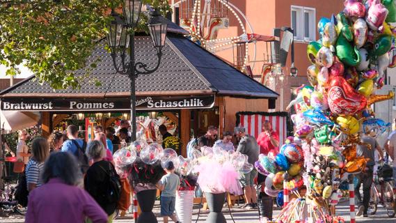 Blinder Vandalismus: Jugendliche brechen am Nürnberger Altstadtfest in Buden ein