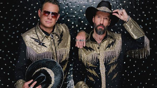 Country-Rock vom Allerfeinsten servieren The BossHoss am Freitag in der Nürnberger Metropol Arena. Bei dem um 19.30 Uhr beginnenden Gig stellt die Band das neue Album "Electric Horseman" vor.
