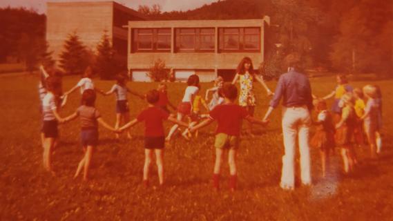 50 Jahre Kindergarten Engelthal: Mit dem Fleg durchs Loch im Zaun