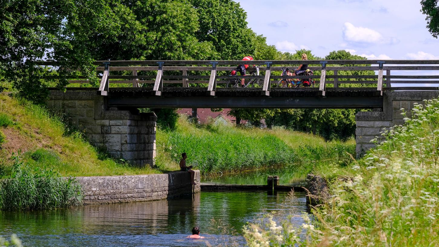 Der alte Kanal lockt viele Touristen. Der alte Kanal lockt viele Touristen.