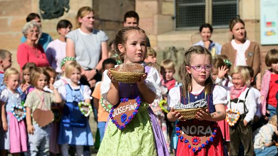 Michaelis-Kirchweih: Der Fürther Kindergarten Storchennest hat das Fest schon mal eröffnet