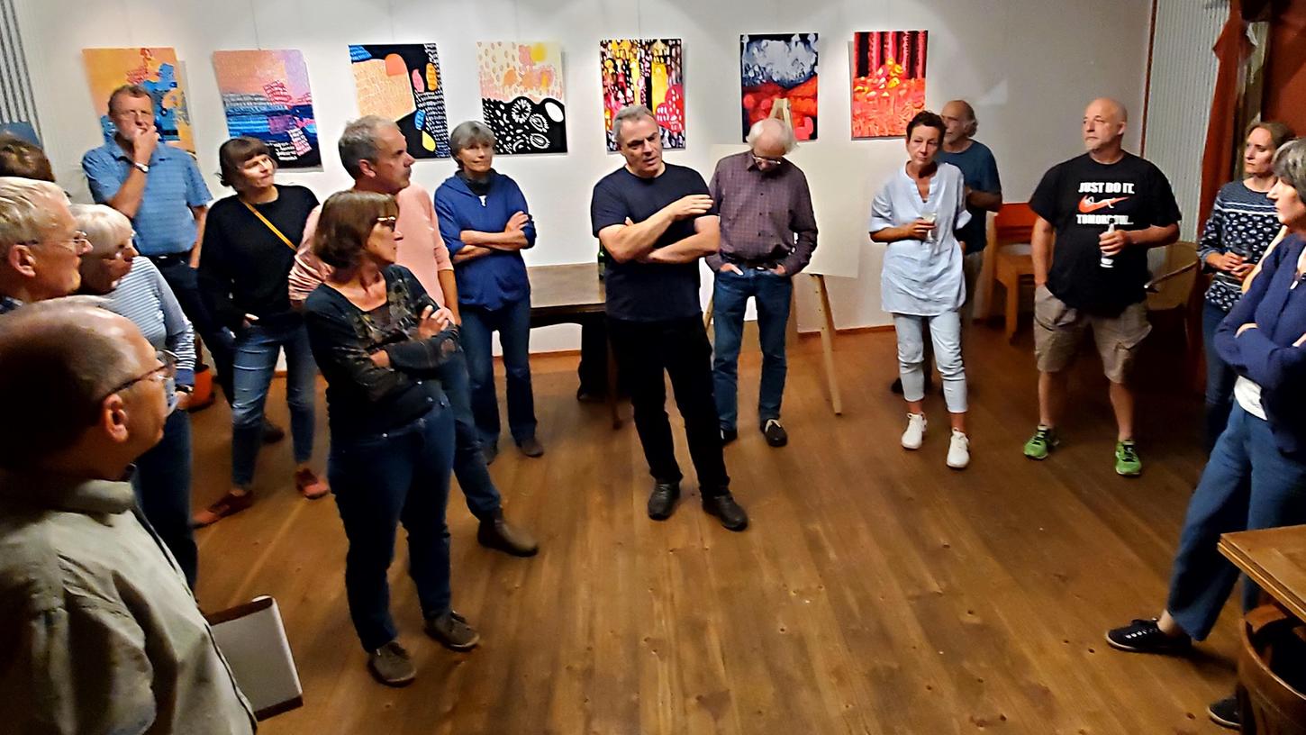 Welche Anregungen haben die Engagierten, um das Jahresprogramm des Kulturbahnhofs zu bereichern? Im lockeren Kreis wird das in die Runde geworfen. Welche Anregungen haben die Engagierten, um das Jahresprogramm des Kulturbahnhofs zu bereichern? Im lockeren Kreis wird das in die Runde geworfen.